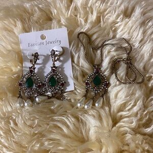 Elegant Green and Silver Fashion Jewelry Set